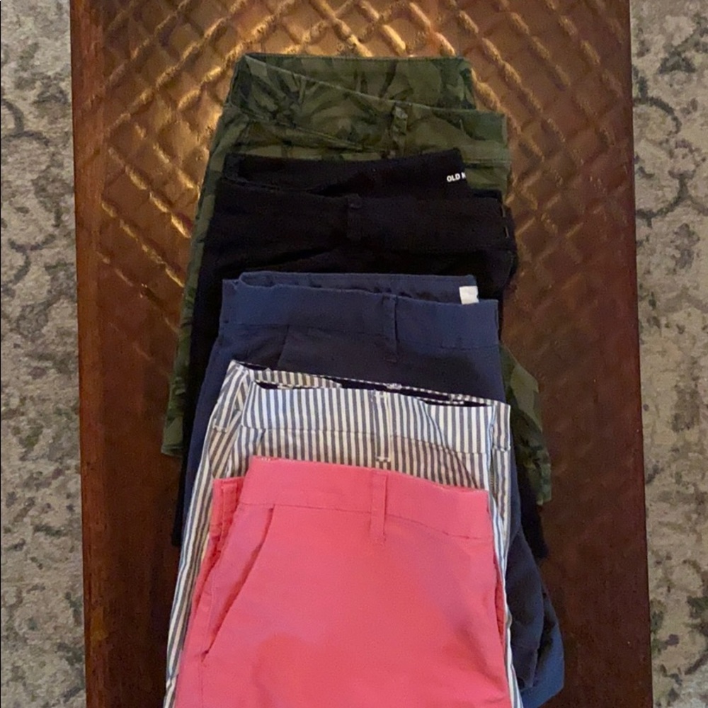 Five pairs of old navy shorts bundleAll size 10